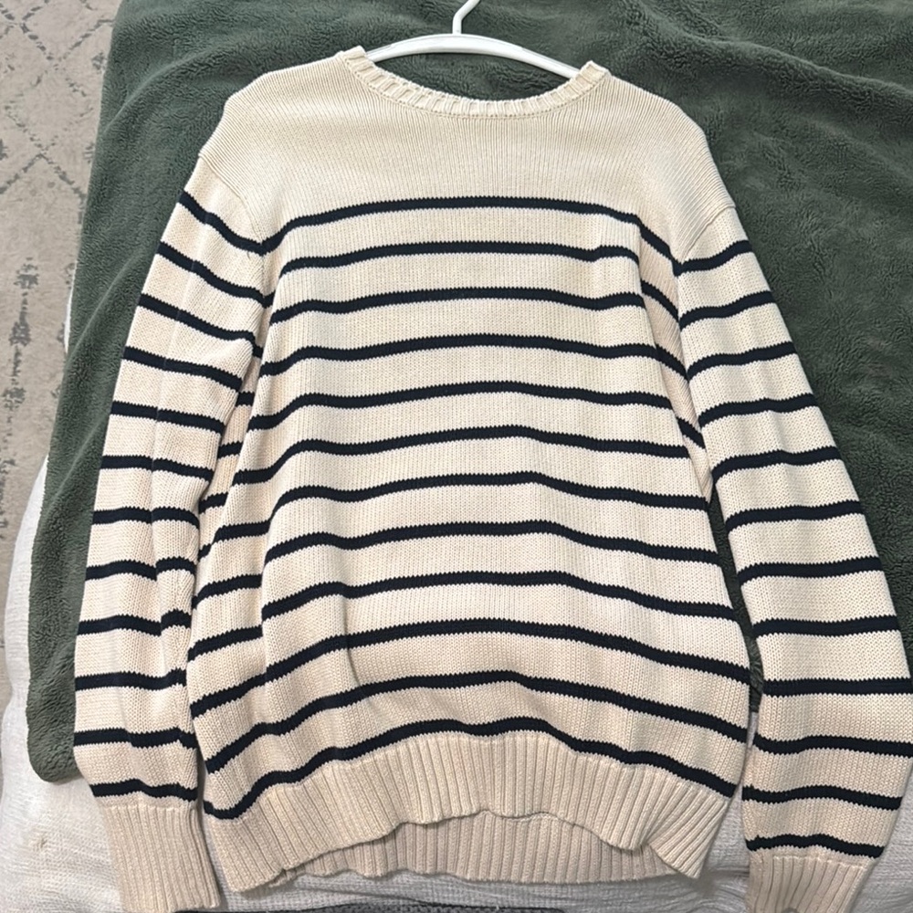 Brandy Melville Cream and Black Knit Sweater